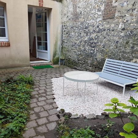 La Cabane Du Petit Matelot 翁弗勒尔 外观 照片